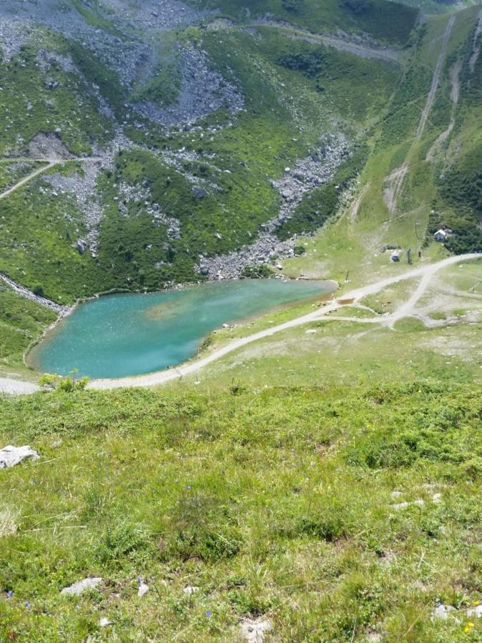 Vvf Les 7 Laux Massif De Belledonne Hotel Prapoutel Luaran gambar