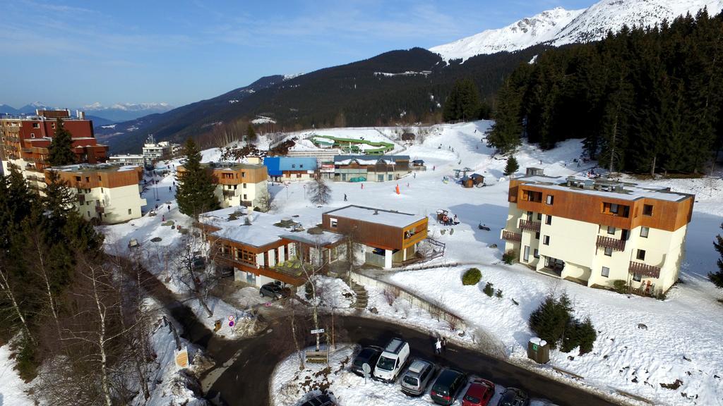 Vvf Les 7 Laux Massif De Belledonne Hotel Prapoutel Luaran gambar